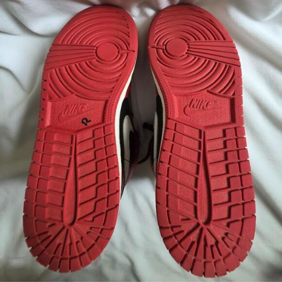 Nike Air Jordan 1 Sneakers I Youth Size 5 I Mid GS Gym Red Black White Boys - Picture 10 of 12